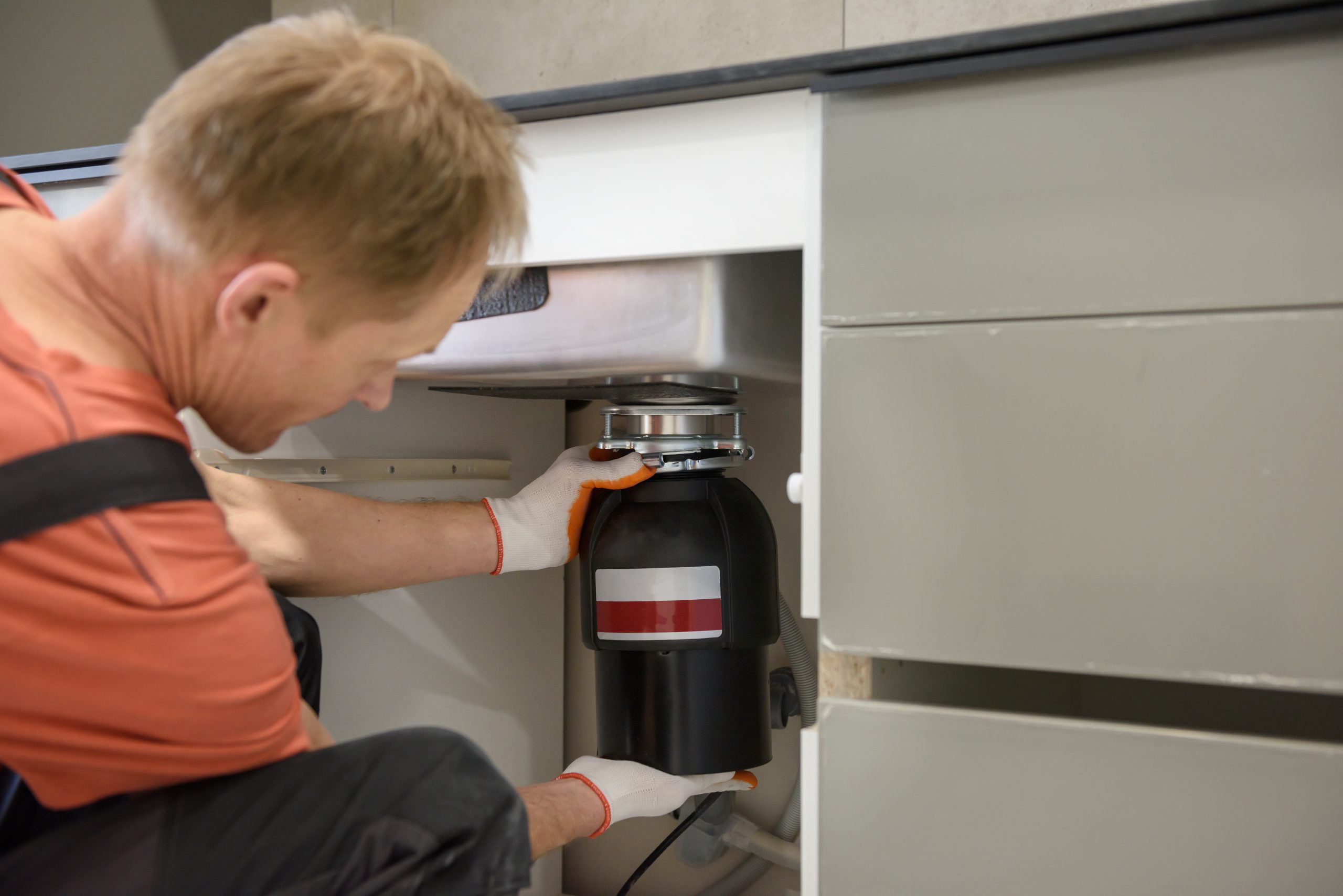 install garbage disposals correctly 